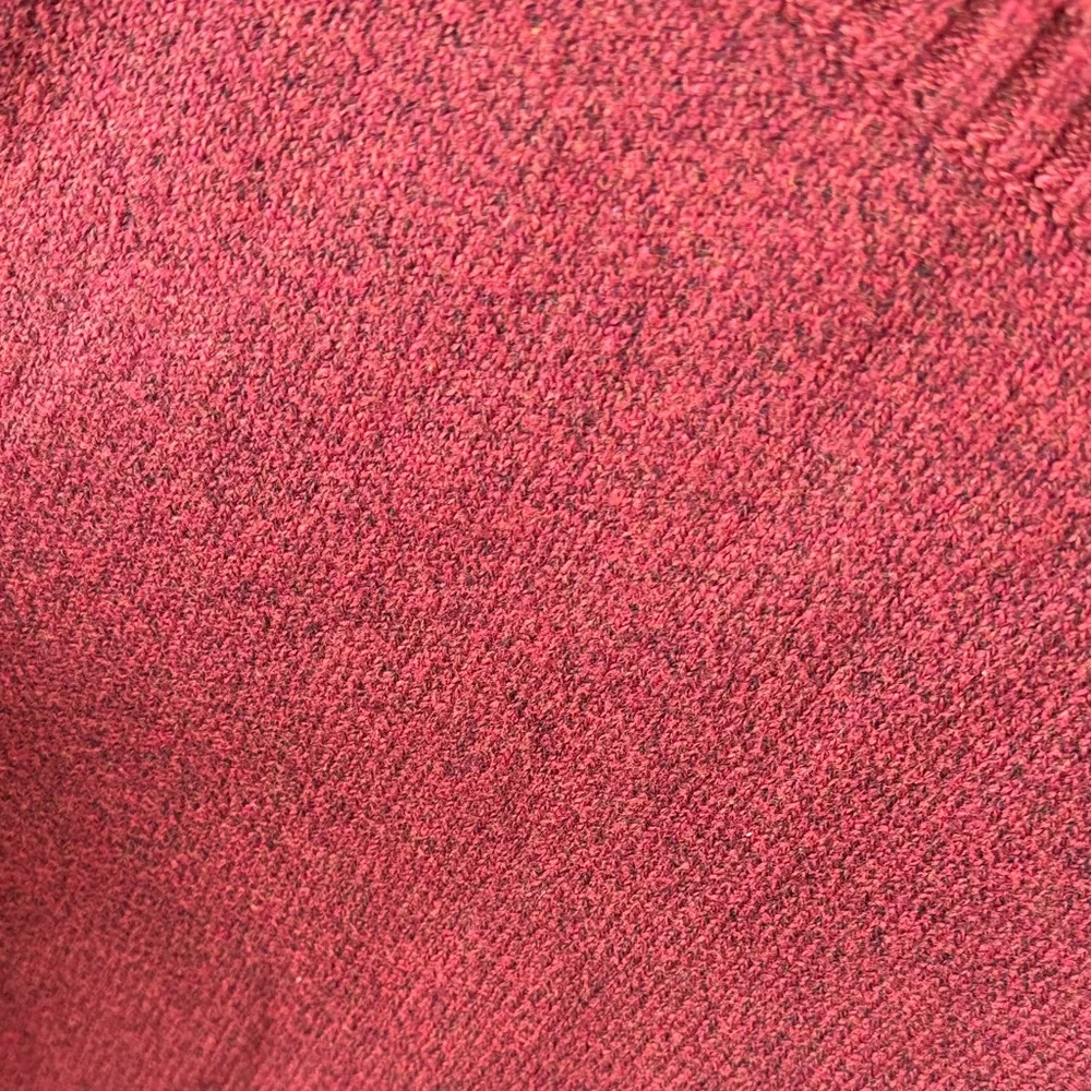 Banana Republic Men's Burnt Red Crewneck Sweater